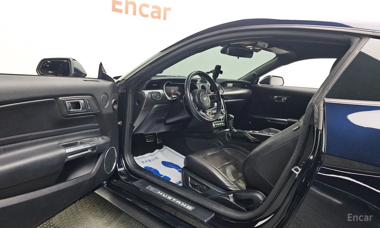 Ford Mustang ECO* BOOST* ДИГИТАЛНО* ТАБЛО* ОБДУХВАНЕ* КАМЕРА* L, снимка 6 - Автомобили и джипове - 54998441