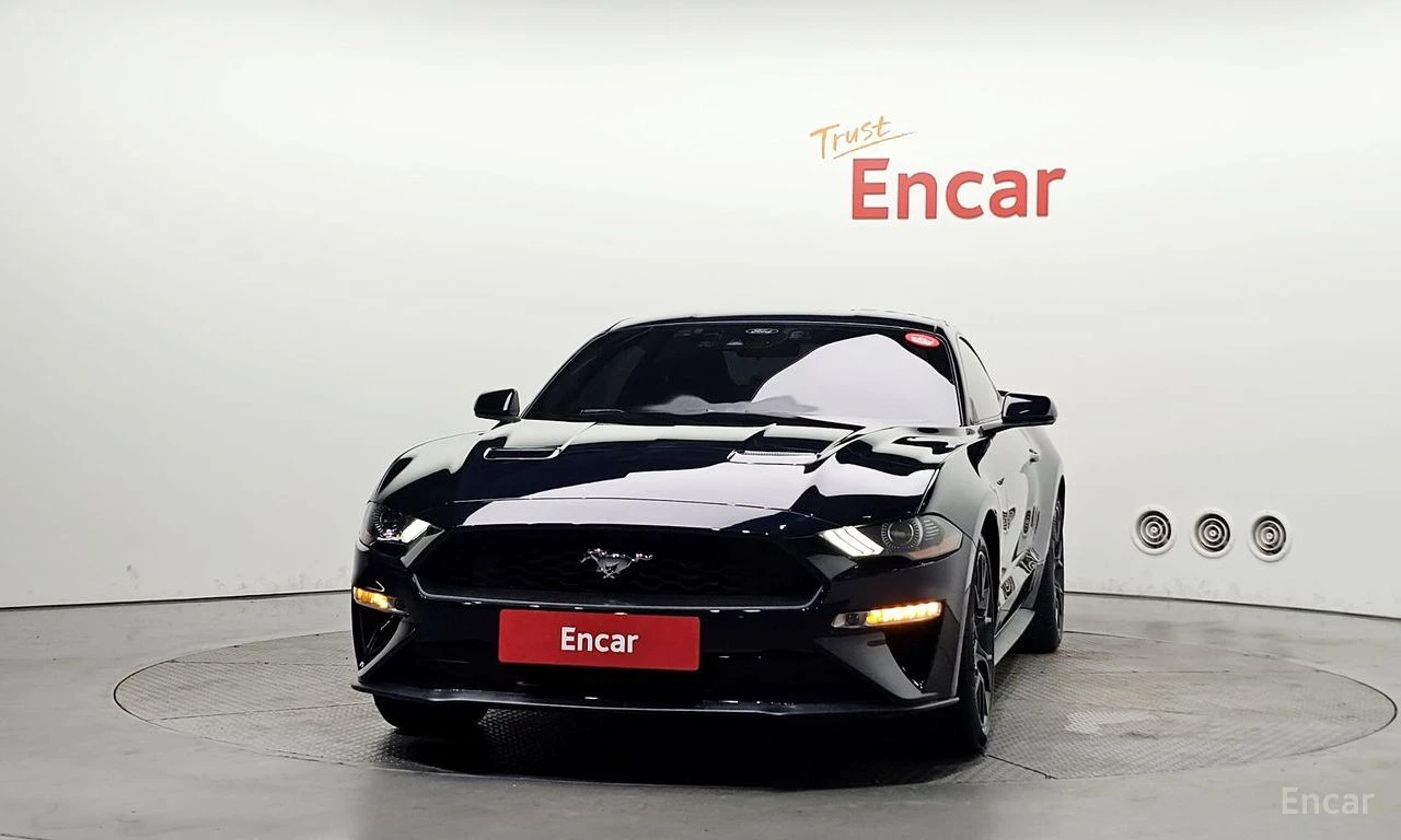 Ford Mustang ECO* BOOST* ДИГИТАЛНО* ТАБЛО* ОБДУХВАНЕ* КАМЕРА* L, снимка 3 - Автомобили и джипове - 54998441