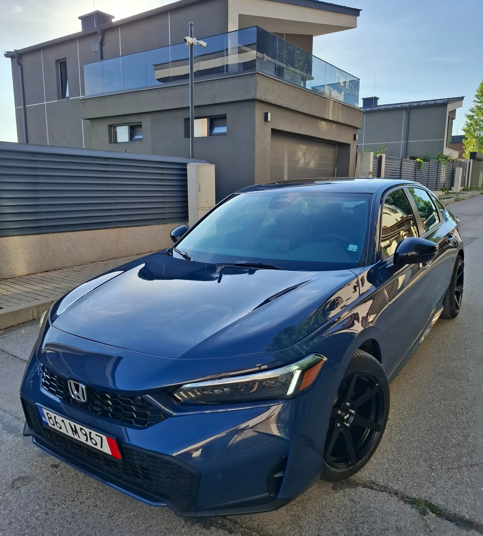 Honda Civic HYBRID SPORT TOURING, снимка 3 - Автомобили и джипове - 55290772