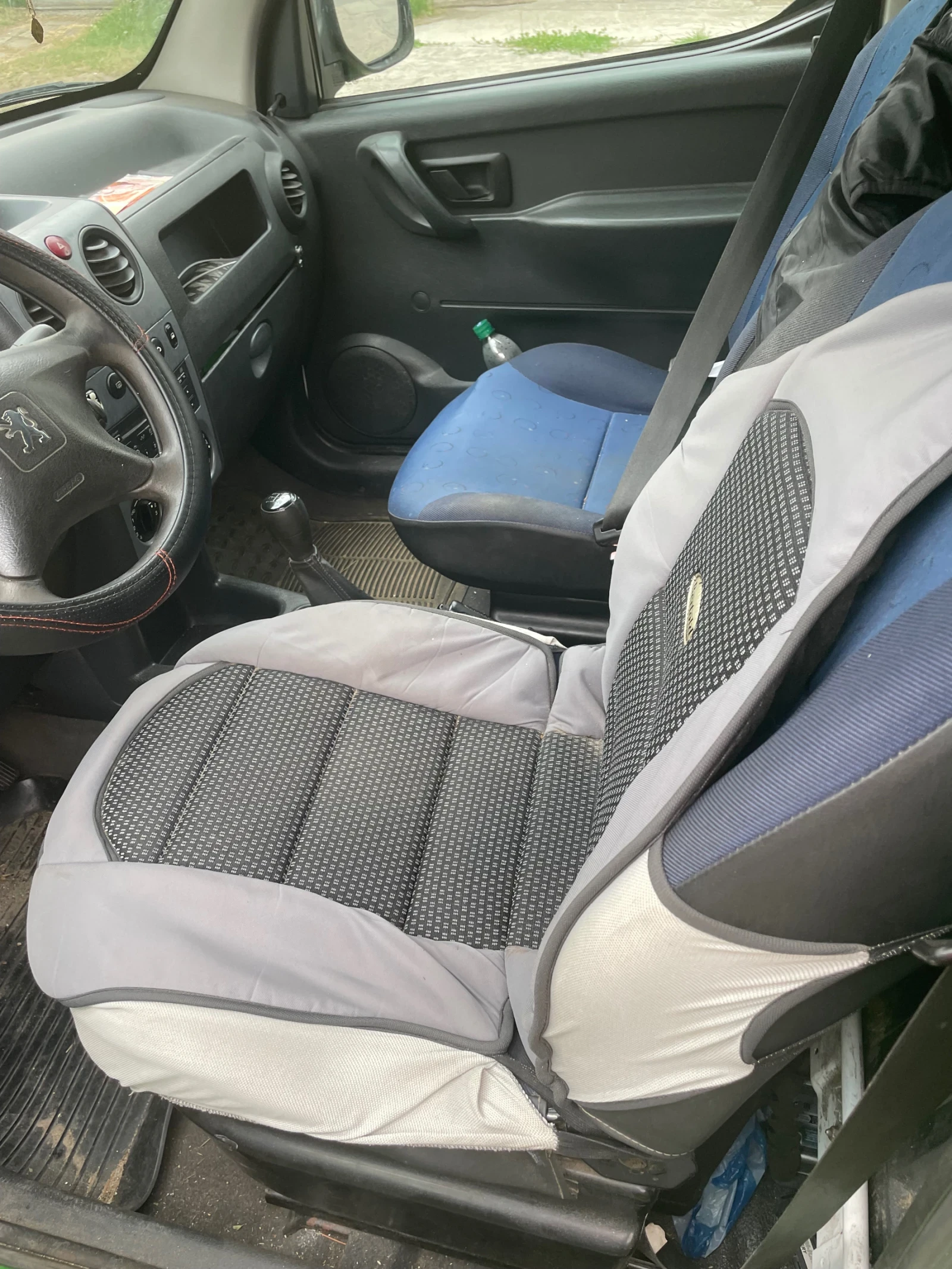 Peugeot Partner В перфектно състояние, снимка 5 - Автомобили и джипове - 55315960