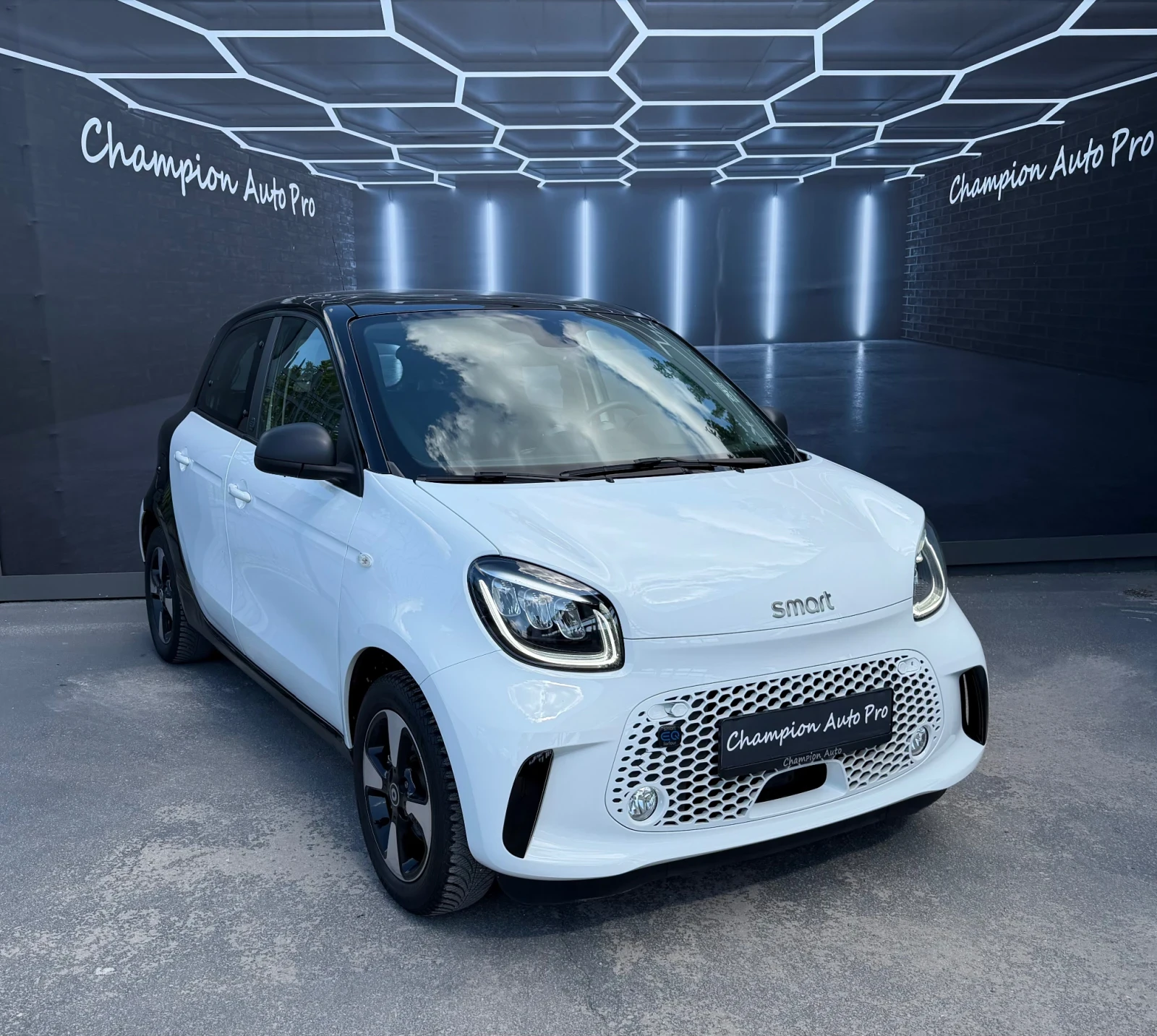 Smart Forfour 22kw.-26000км., снимка 3 - Автомобили и джипове - 55390437