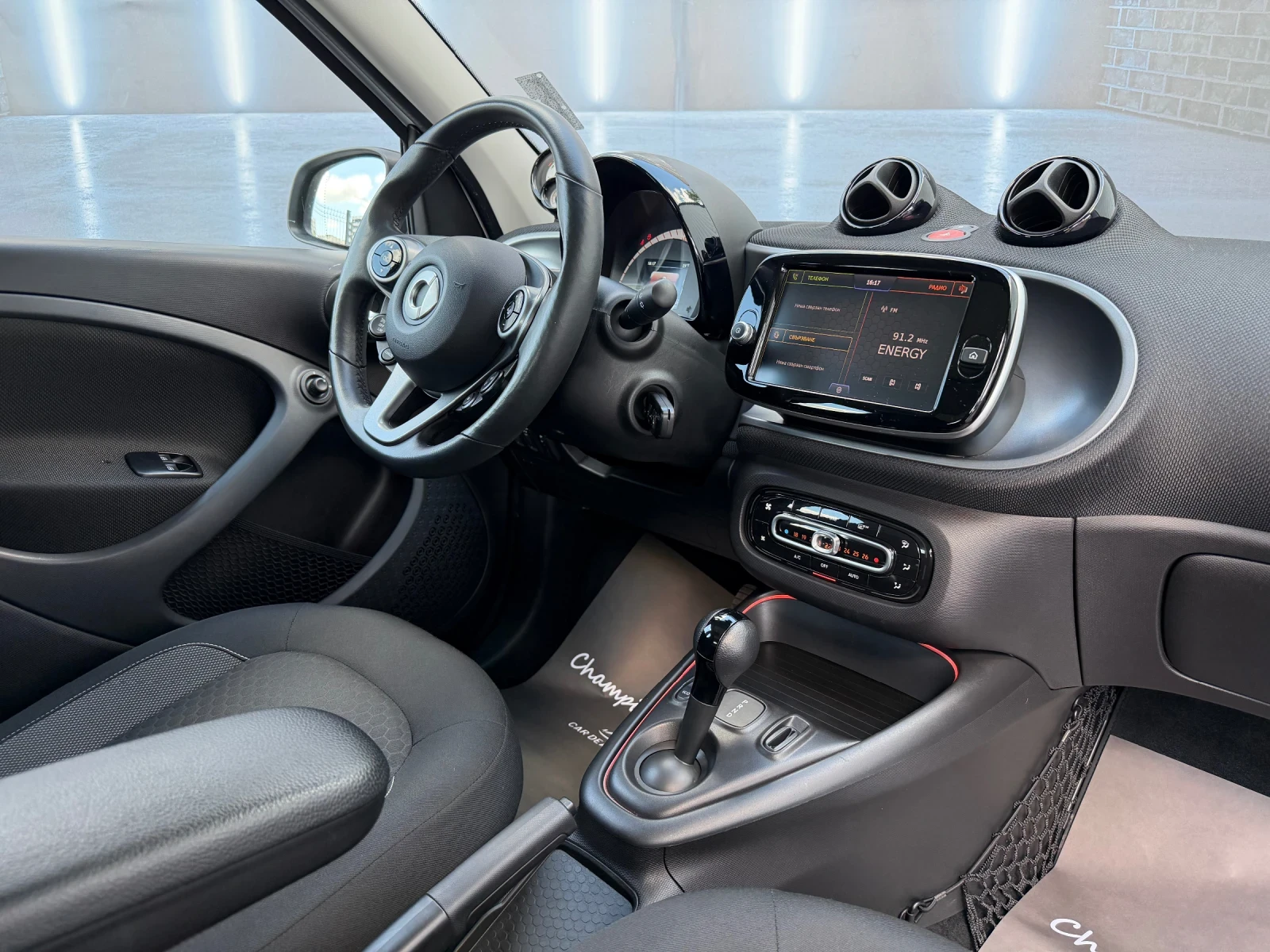 Smart Forfour 22kw.-26000км., снимка 11 - Автомобили и джипове - 55390437