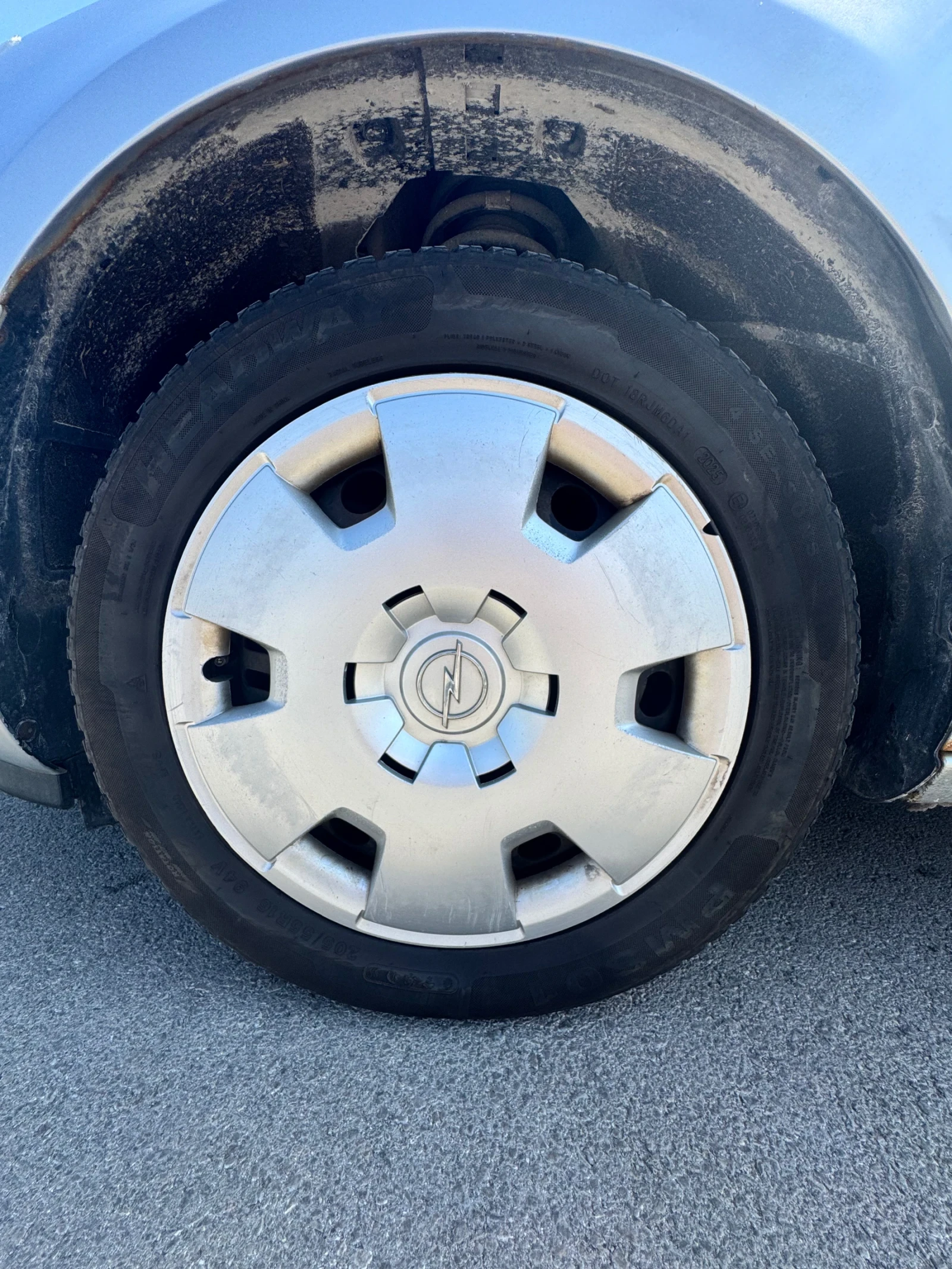 Opel Astra 1.7 CDTI, снимка 10 - Автомобили и джипове - 55970657