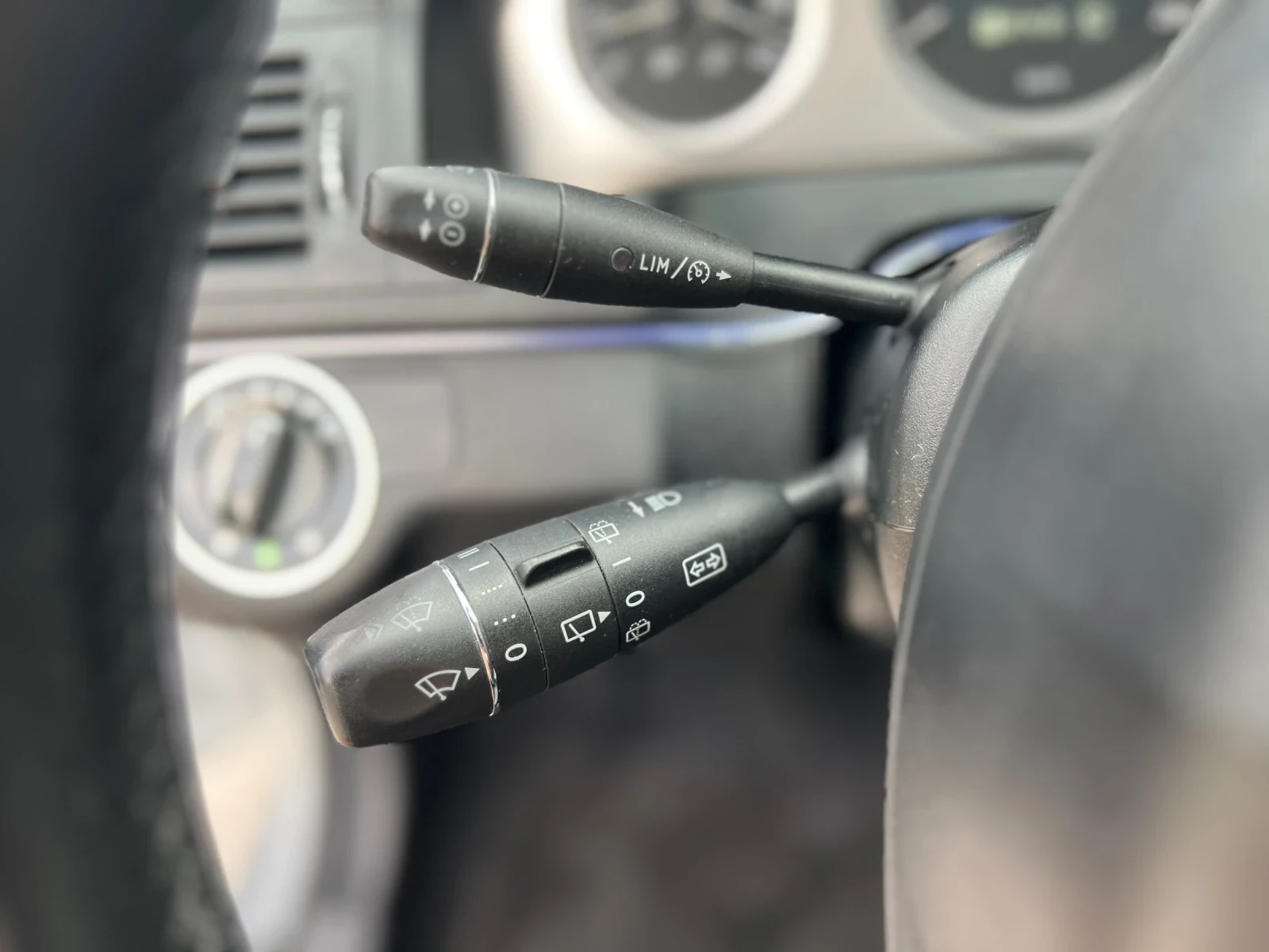 Mercedes-Benz C 220, снимка 8 - Автомобили и джипове - 56402755
