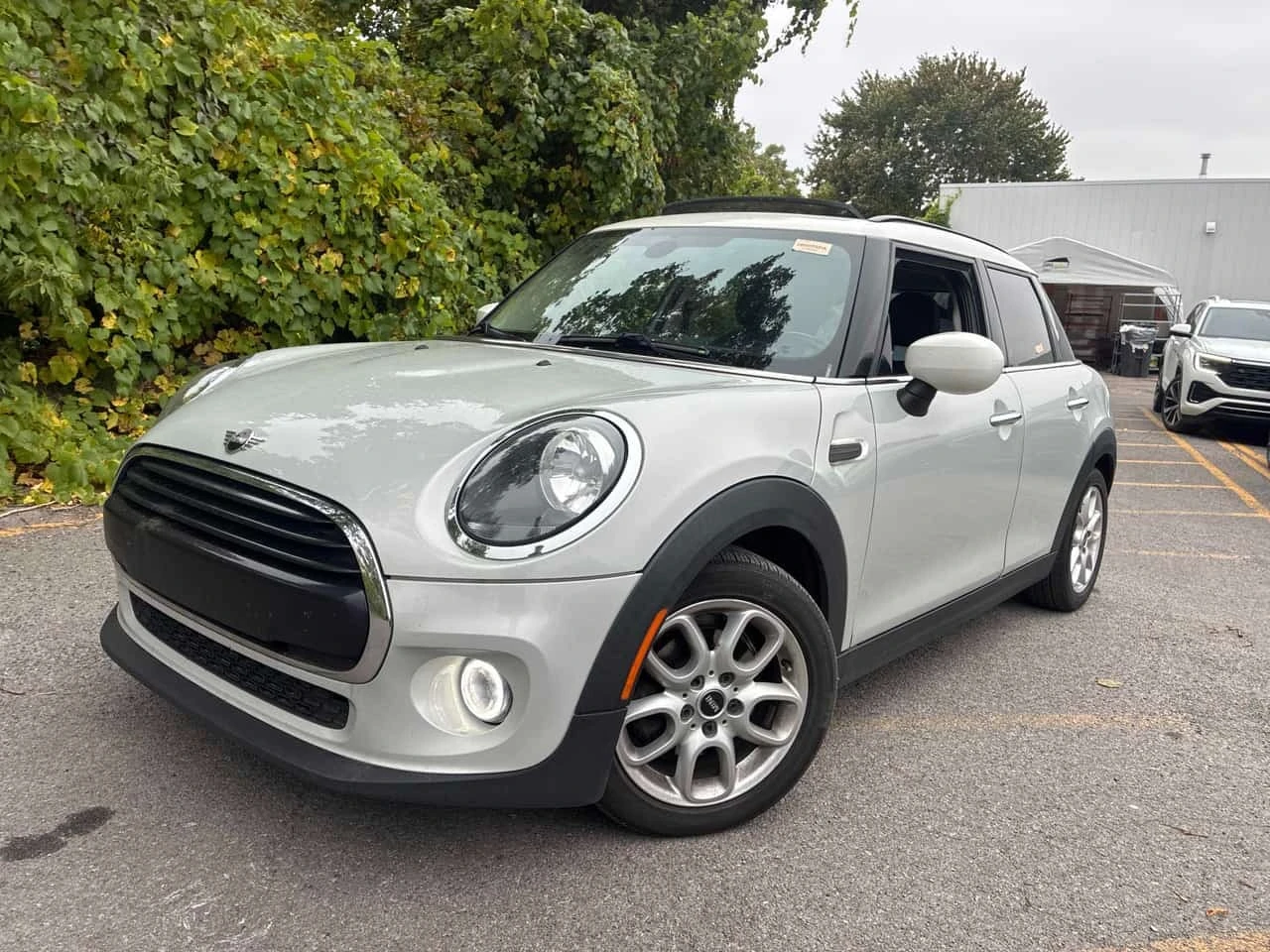 Mini Cooper * CARFAX * ГЛАВНО ПРЕДСТАВИТЕЛСТВО * ПАНО * 