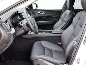 Volvo XC60 B5 / Кожа / Панорама / ЦЕНА до БГ, снимка 9