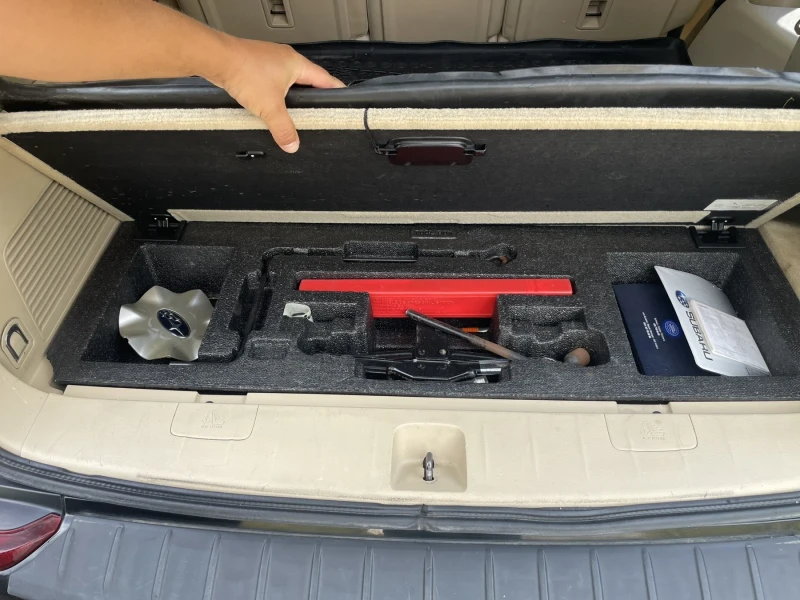 Subaru B9 tribeca 3000, снимка 12 - Автомобили и джипове - 51170947