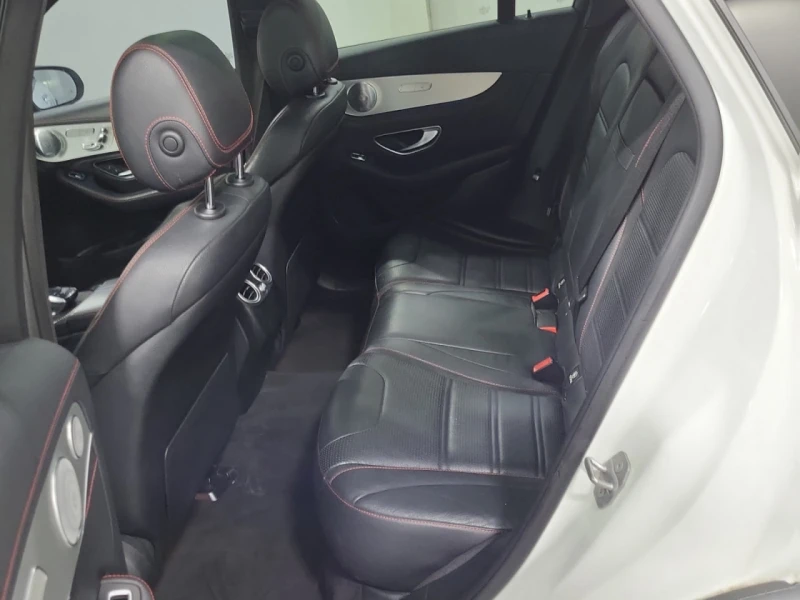 Mercedes-Benz GLC 43 AMG * АВТО КРЕДИТ* ЦЕНА ДО БГ * СЕРВИЗНА ИСТОРИЯ * , снимка 12 - Автомобили и джипове - 52583386