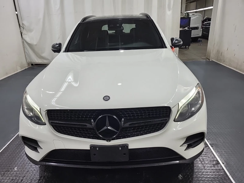 Mercedes-Benz GLC 43 AMG * АВТО КРЕДИТ* ЦЕНА ДО БГ * СЕРВИЗНА ИСТОРИЯ * , снимка 2 - Автомобили и джипове - 52583386