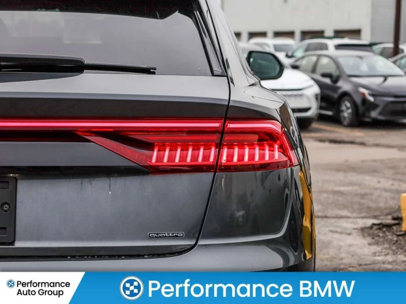 Audi Q8 * quattro Progressiv * CARFAX * ЦЕНА ДО БГ, снимка 11 - Автомобили и джипове - 53133508