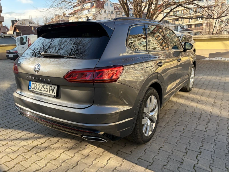 VW Touareg CR 3.0TDI, снимка 7 - Автомобили и джипове - 53152884