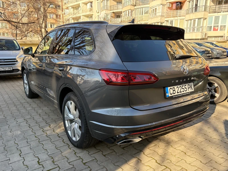 VW Touareg CR 3.0TDI, снимка 6 - Автомобили и джипове - 53152884