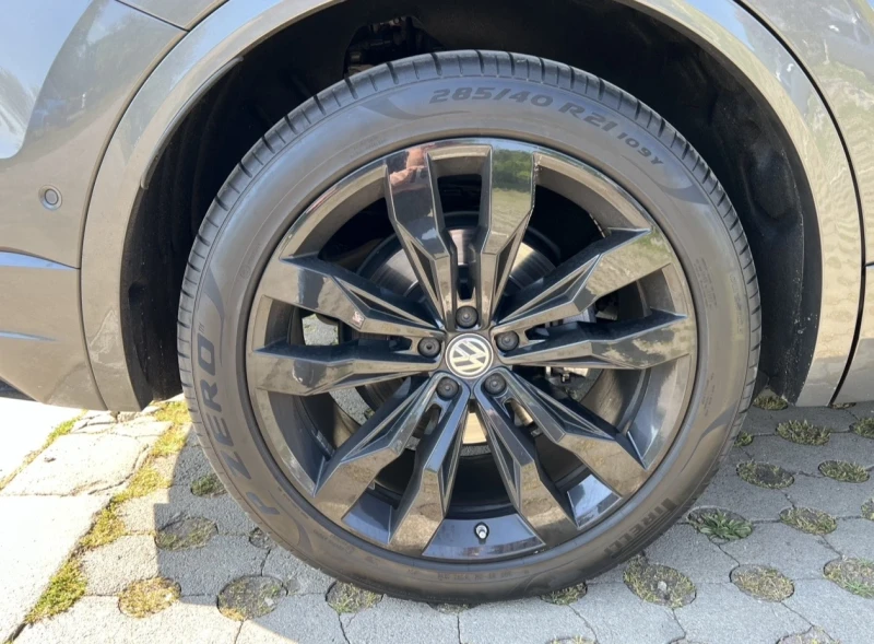 VW Touareg CR 3.0TDI, снимка 11 - Автомобили и джипове - 53152884