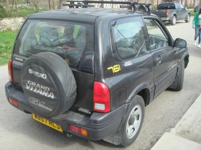 Suzuki Grand vitara 2.0 16v, снимка 2 - Автомобили и джипове - 46834174