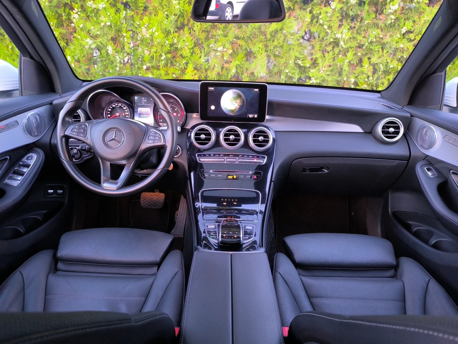 Mercedes-Benz GLC 250 AMG PAKET 4-MATIC 9G-TRONIC ПАНОРАМА GERMANY - изображение 7