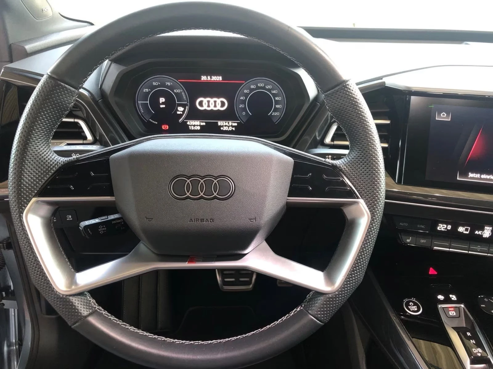 Audi Q4 50e-TRON/299HP/S-LINE/HUD/CAM/LED/DIGI/543g - изображение 8