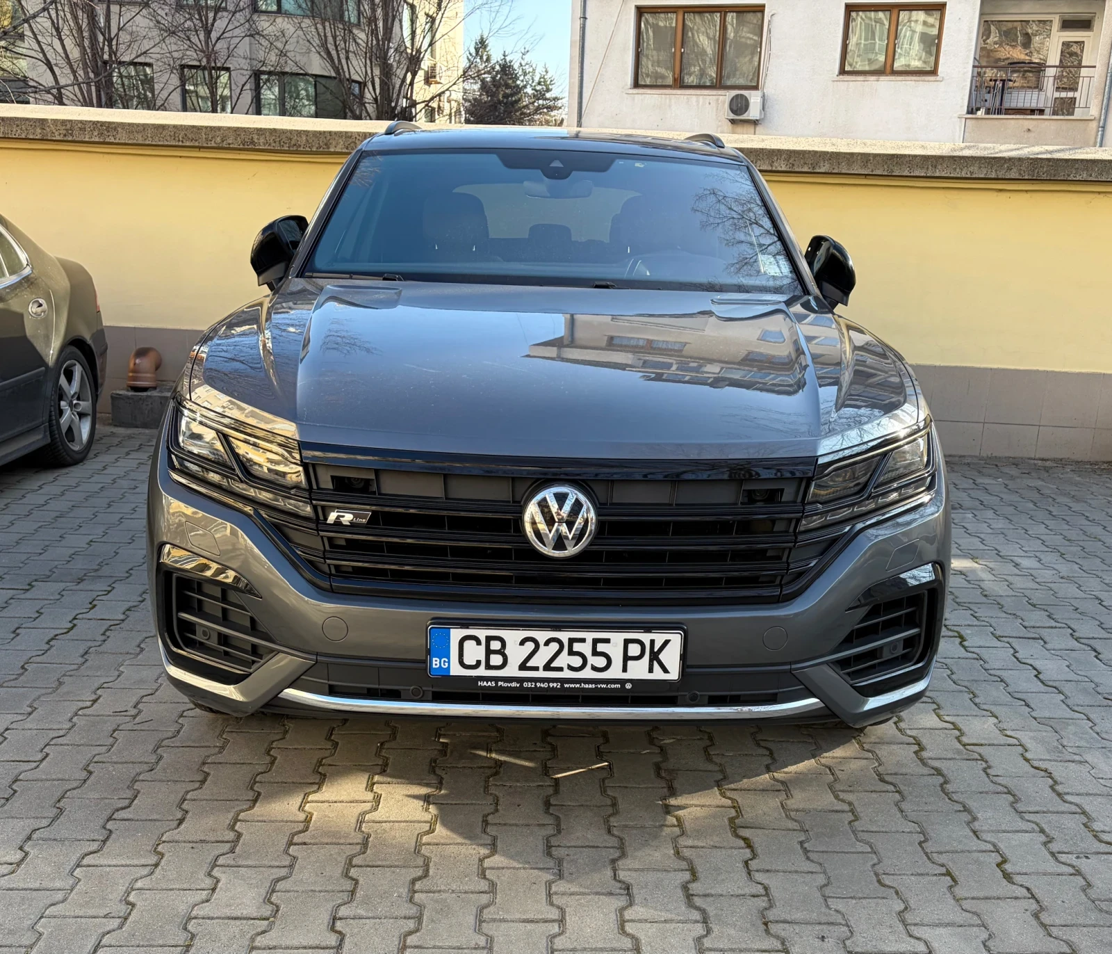 VW Touareg CR 3.0TDI R-Line - изображение 2