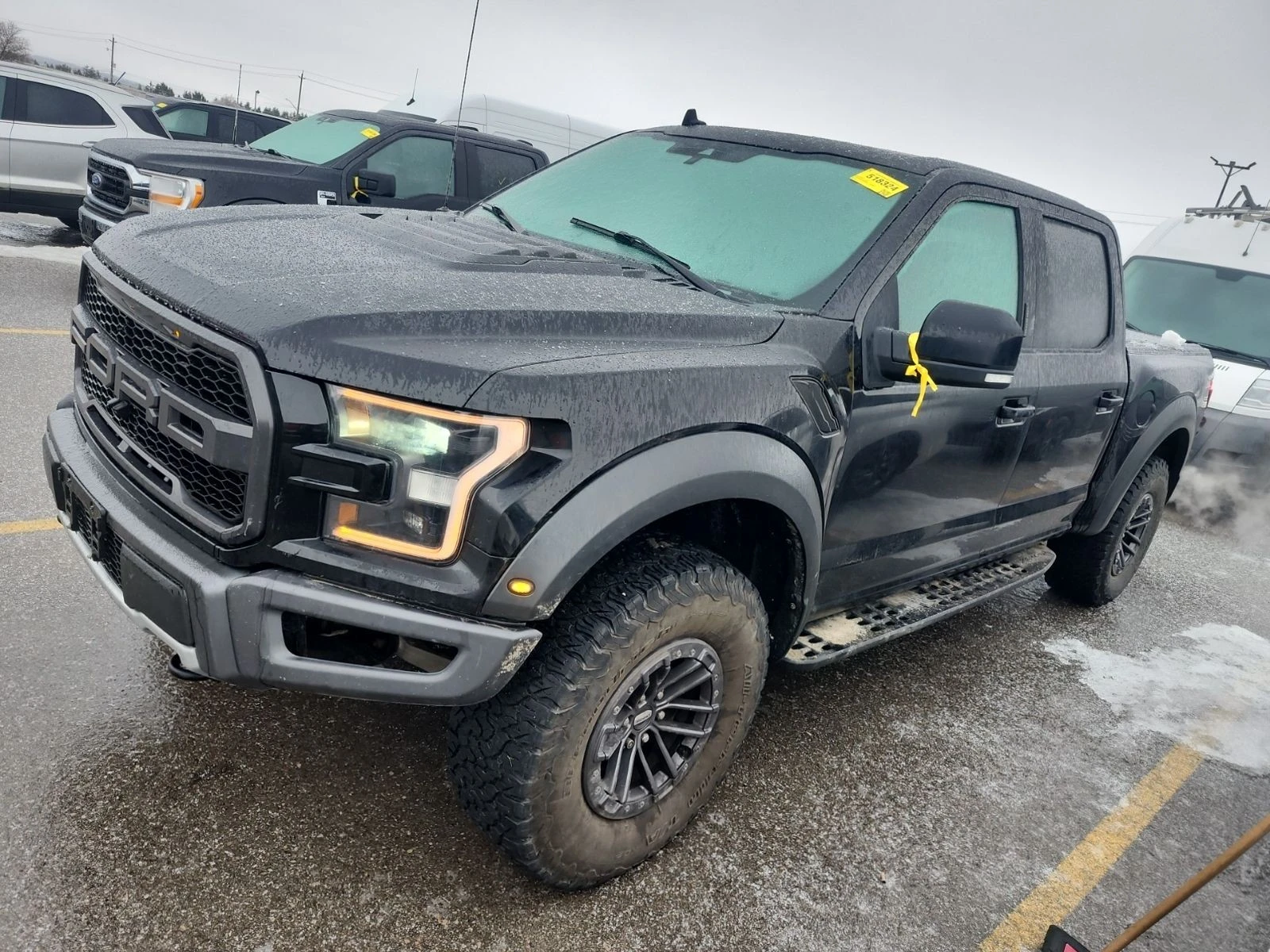 Ford F150 RAPTOR С РЕГИСТРАЦИЯ & АВТО КРЕДИТ