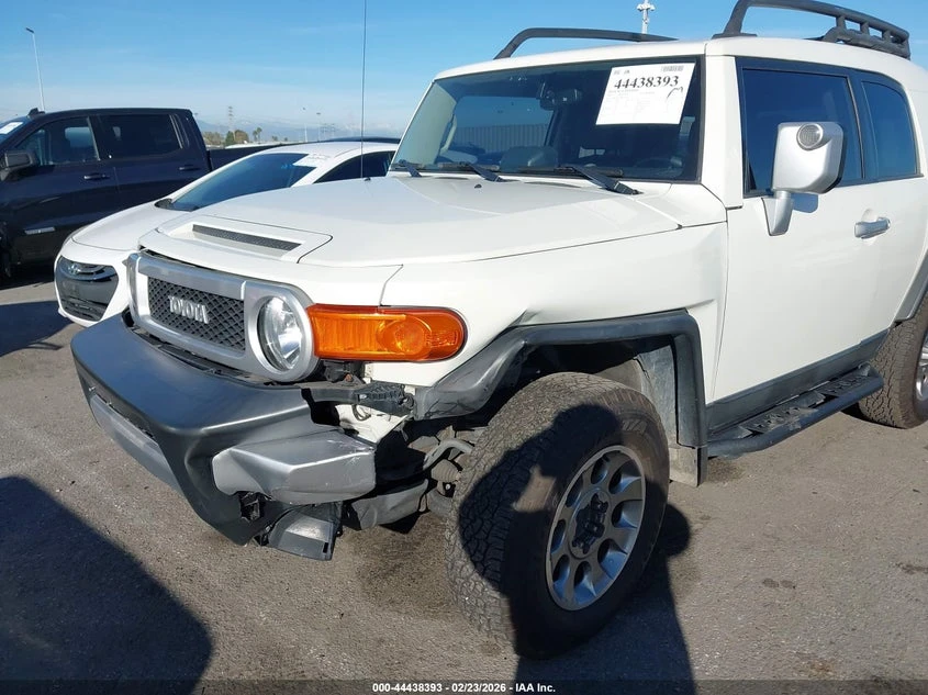 Toyota Fj cruiser 4.0l, снимка 6 - Автомобили и джипове - 53941329
