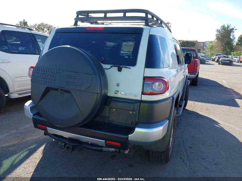 Toyota Fj cruiser 4.0l, снимка 4 - Автомобили и джипове - 53941329