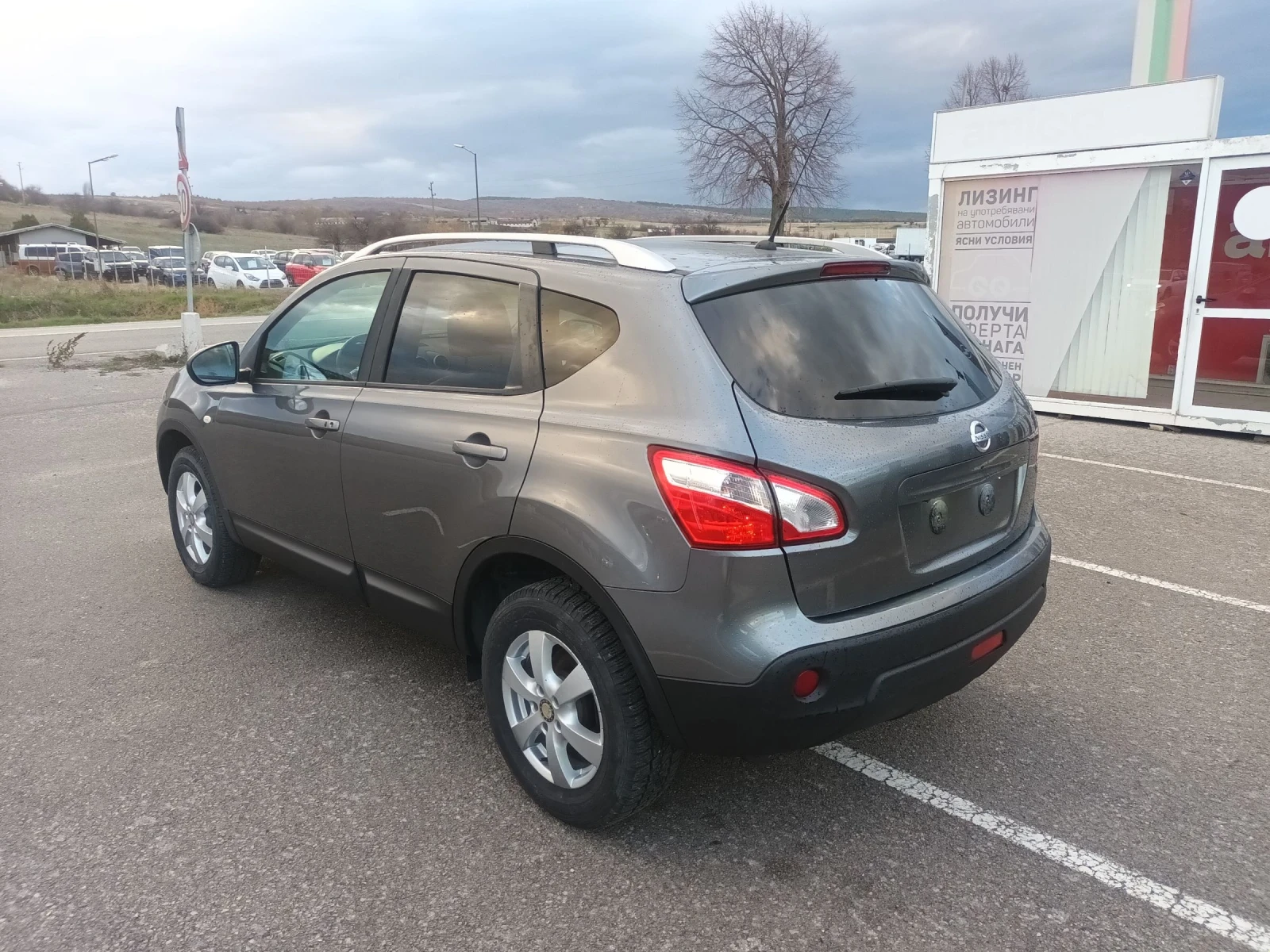 Nissan Qashqai 2.0 dci Automatic 4x4, снимка 2 - Автомобили и джипове - 55197481