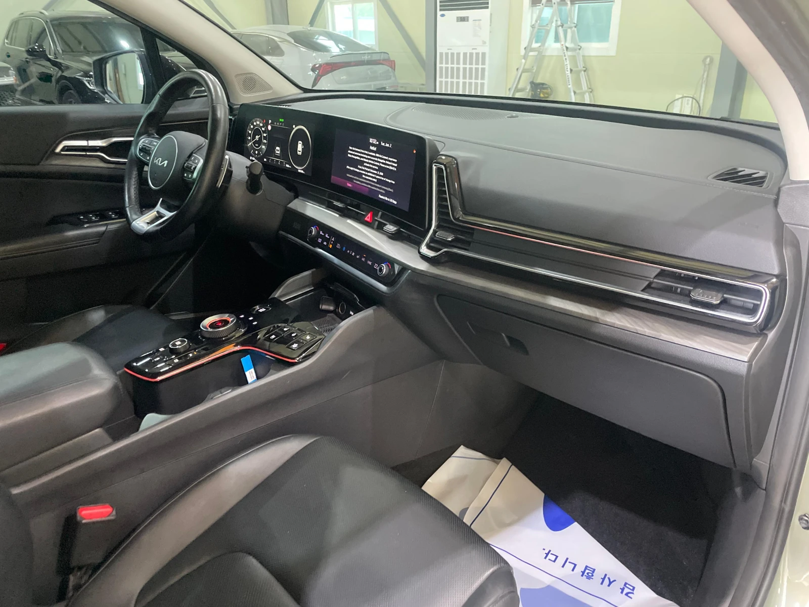 Kia Sportage 2.0D ! 2WD ! Signature Gravity !, снимка 10 - Автомобили и джипове - 55275926