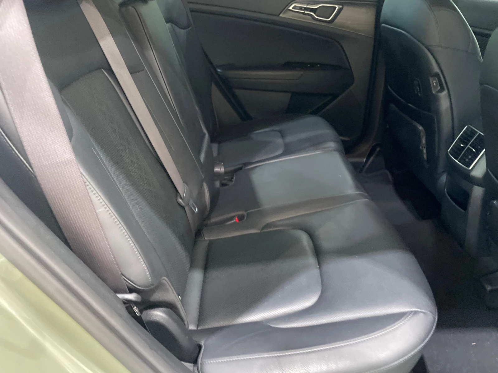 Kia Sportage 2.0D ! 2WD ! Signature Gravity !, снимка 12 - Автомобили и джипове - 55275926