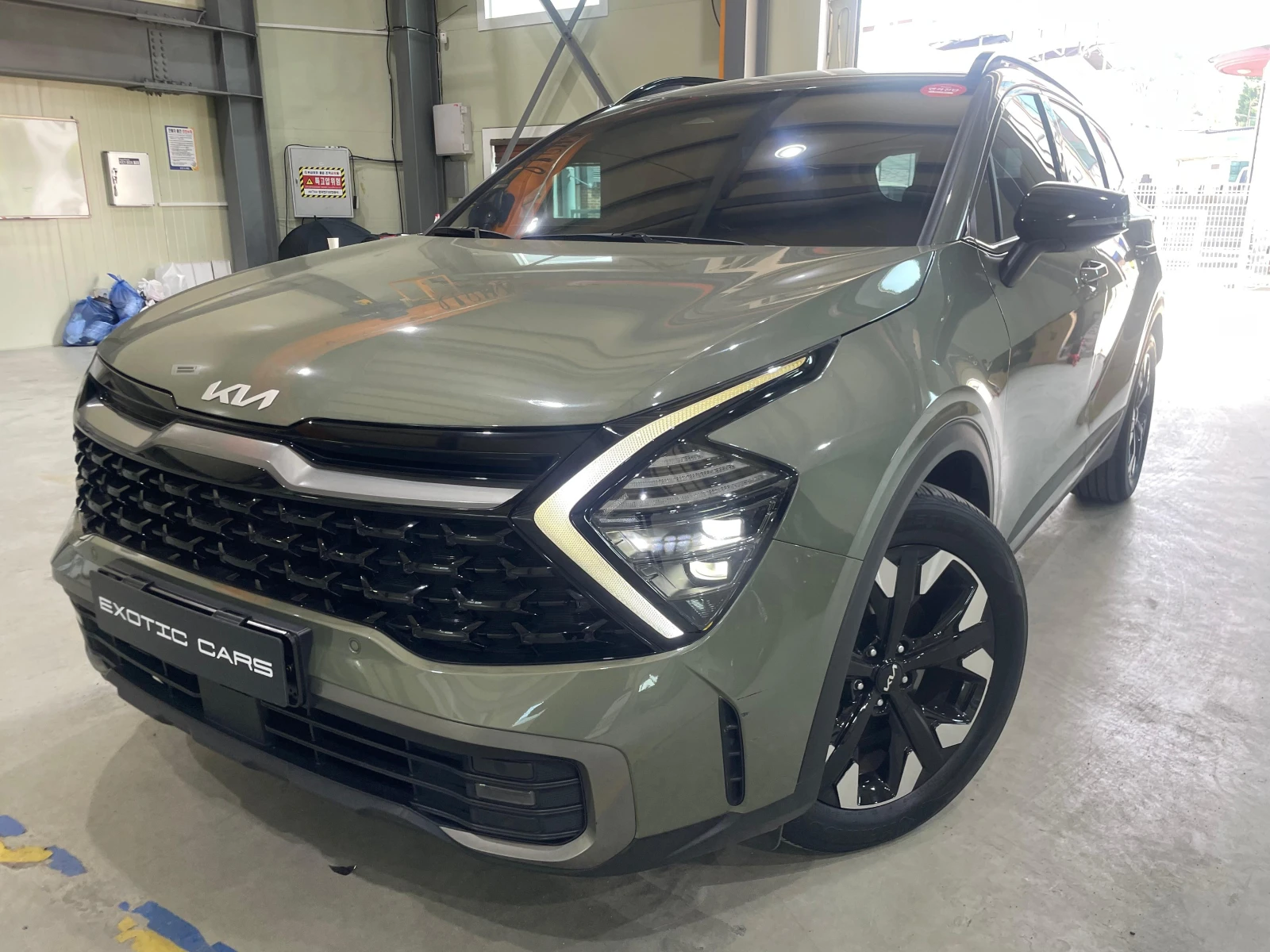 Kia Sportage 2.0D ! 2WD ! Signature Gravity !, снимка 3 - Автомобили и джипове - 55275926