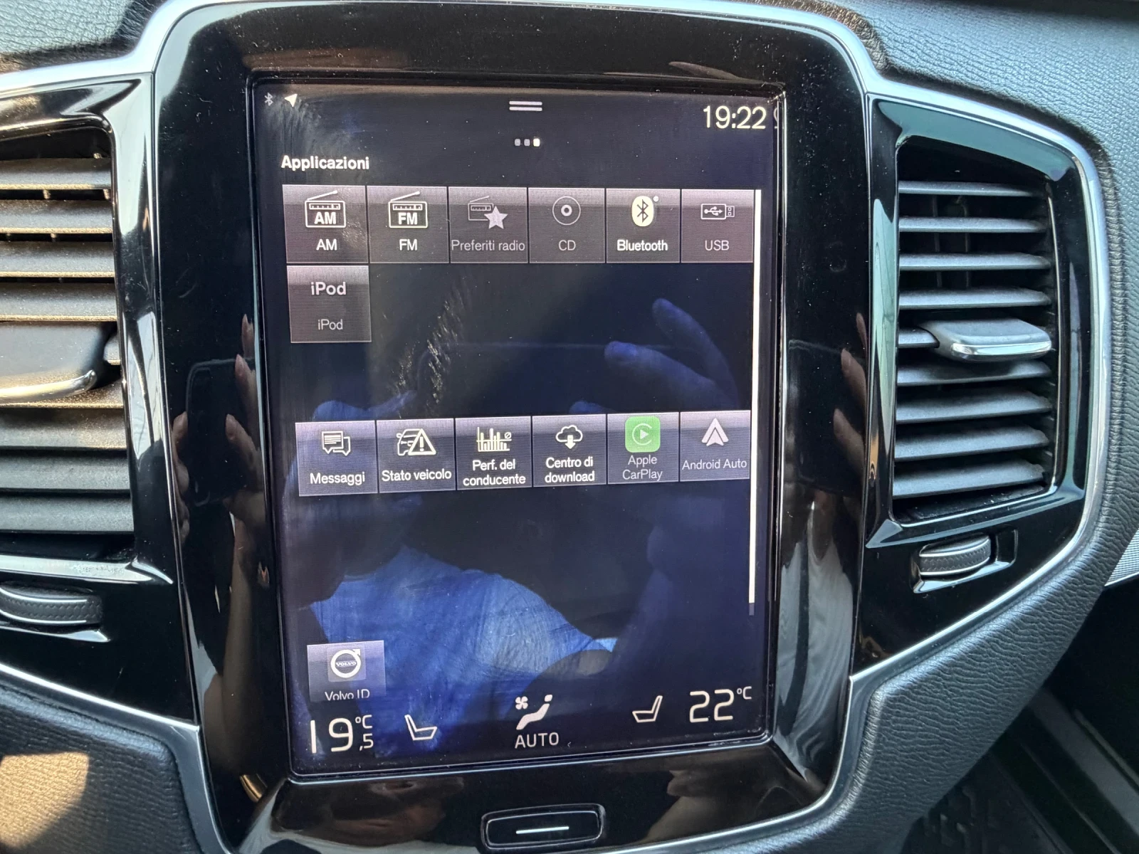 Volvo Xc90 2, 0 B5 100%РЕАЛНИ КМ R -DESIGN ЛИЗИНГ ВИДЕО, снимка 11 - Автомобили и джипове - 55397676