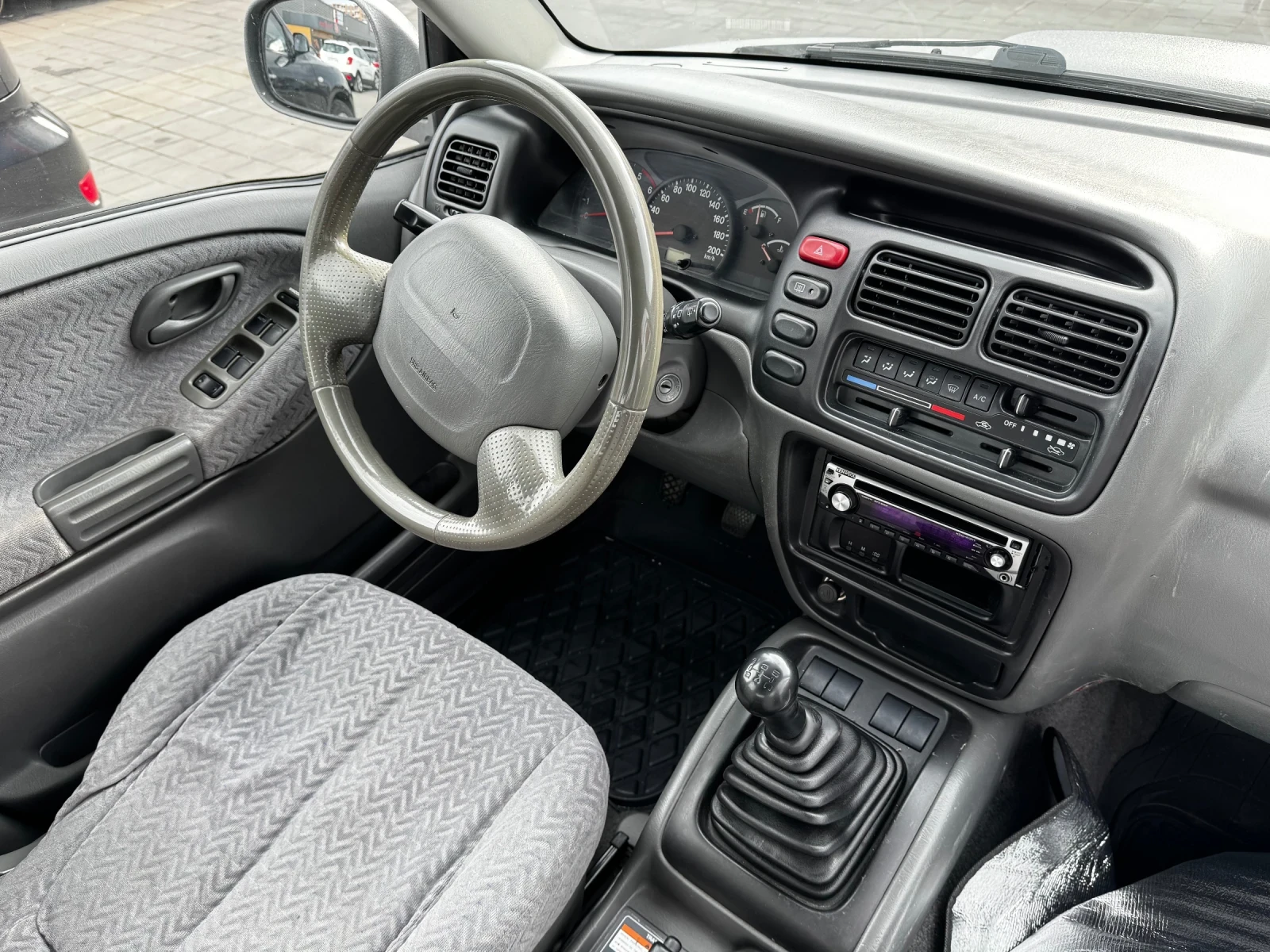Suzuki Grand vitara 2.0 HDI, снимка 11 - Автомобили и джипове - 55511808