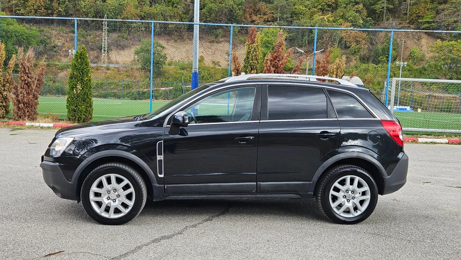 Opel Antara 2.4 BENZIN/KOJA/KLIMATIK, снимка 3 - Автомобили и джипове - 56241583