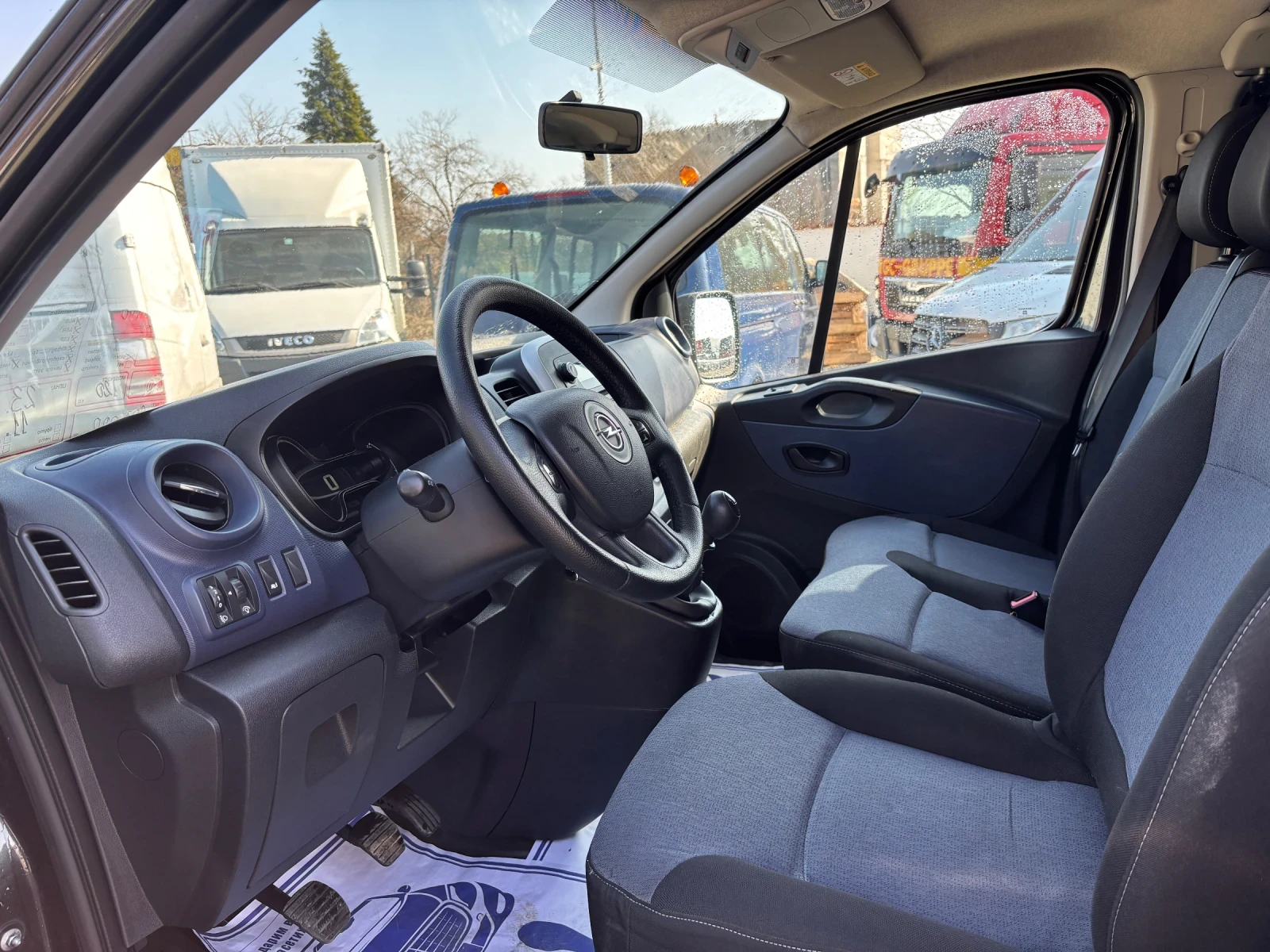 Renault Trafic 9 МЕСТА КЛИМА MAXI EURO5B , снимка 8 - Бусове и автобуси - 53746322