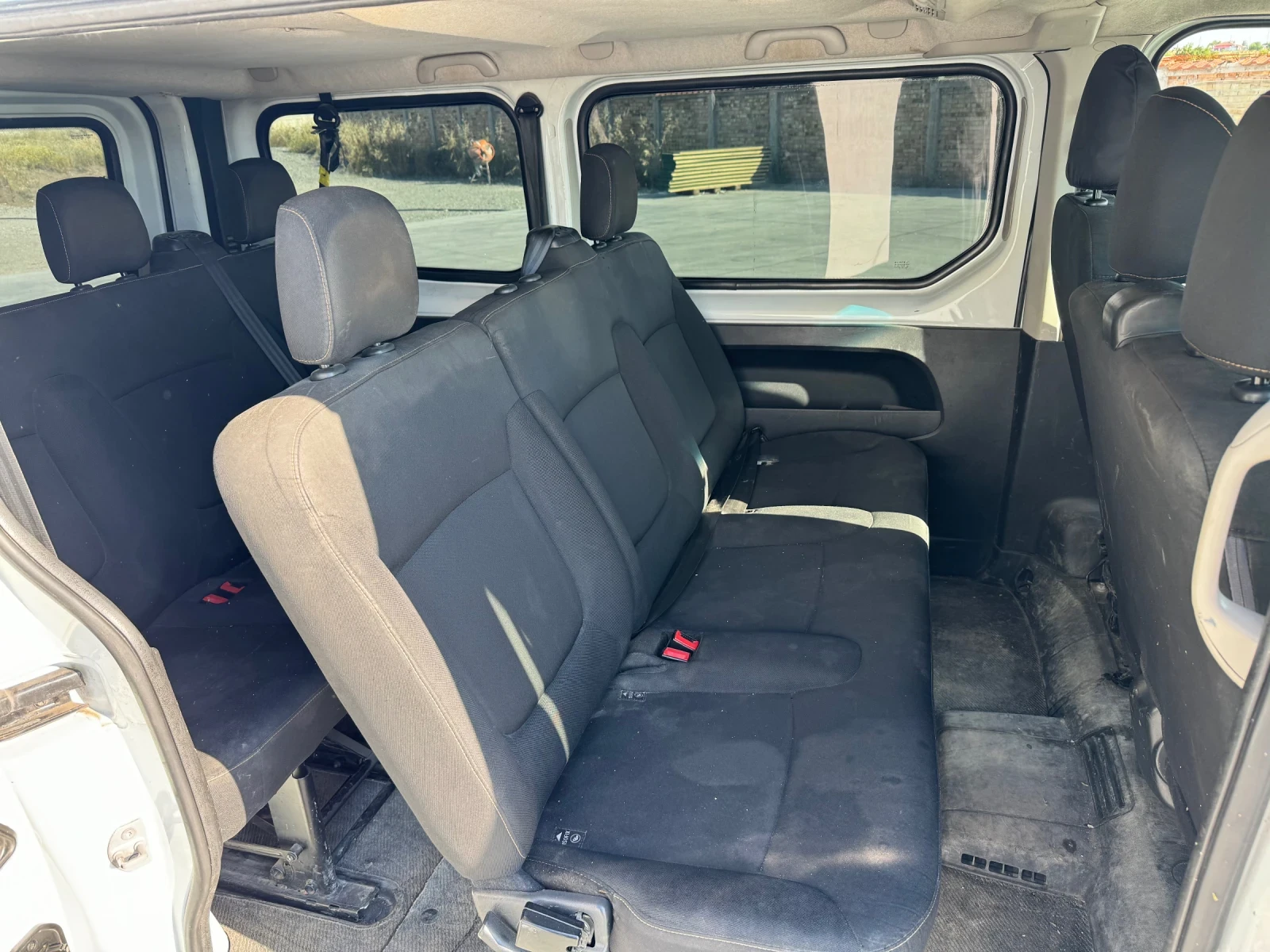 Renault Trafic 1.6 cdi, снимка 6 - Бусове и автобуси - 54932130