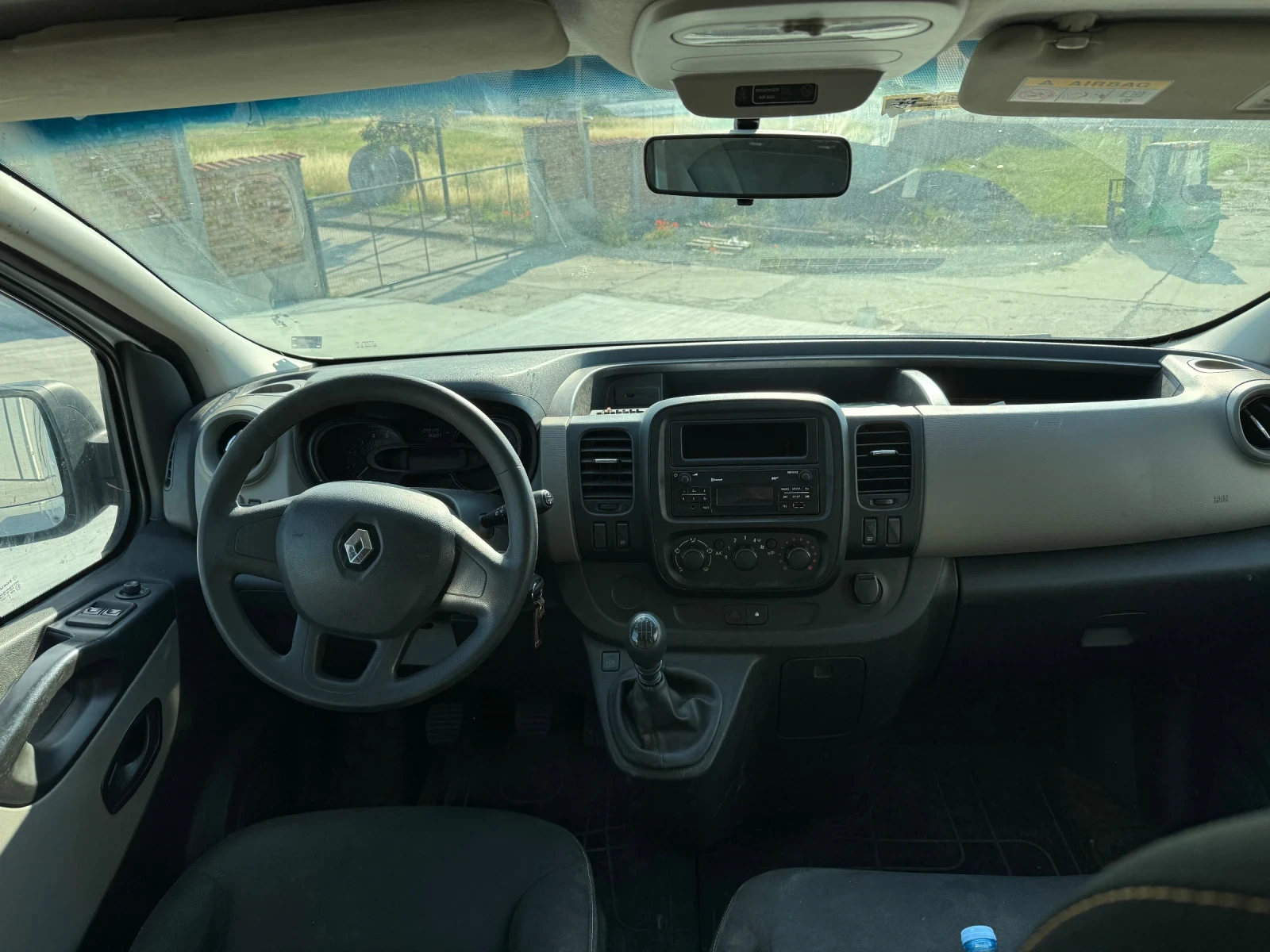 Renault Trafic 1.6 cdi, снимка 8 - Бусове и автобуси - 54932130