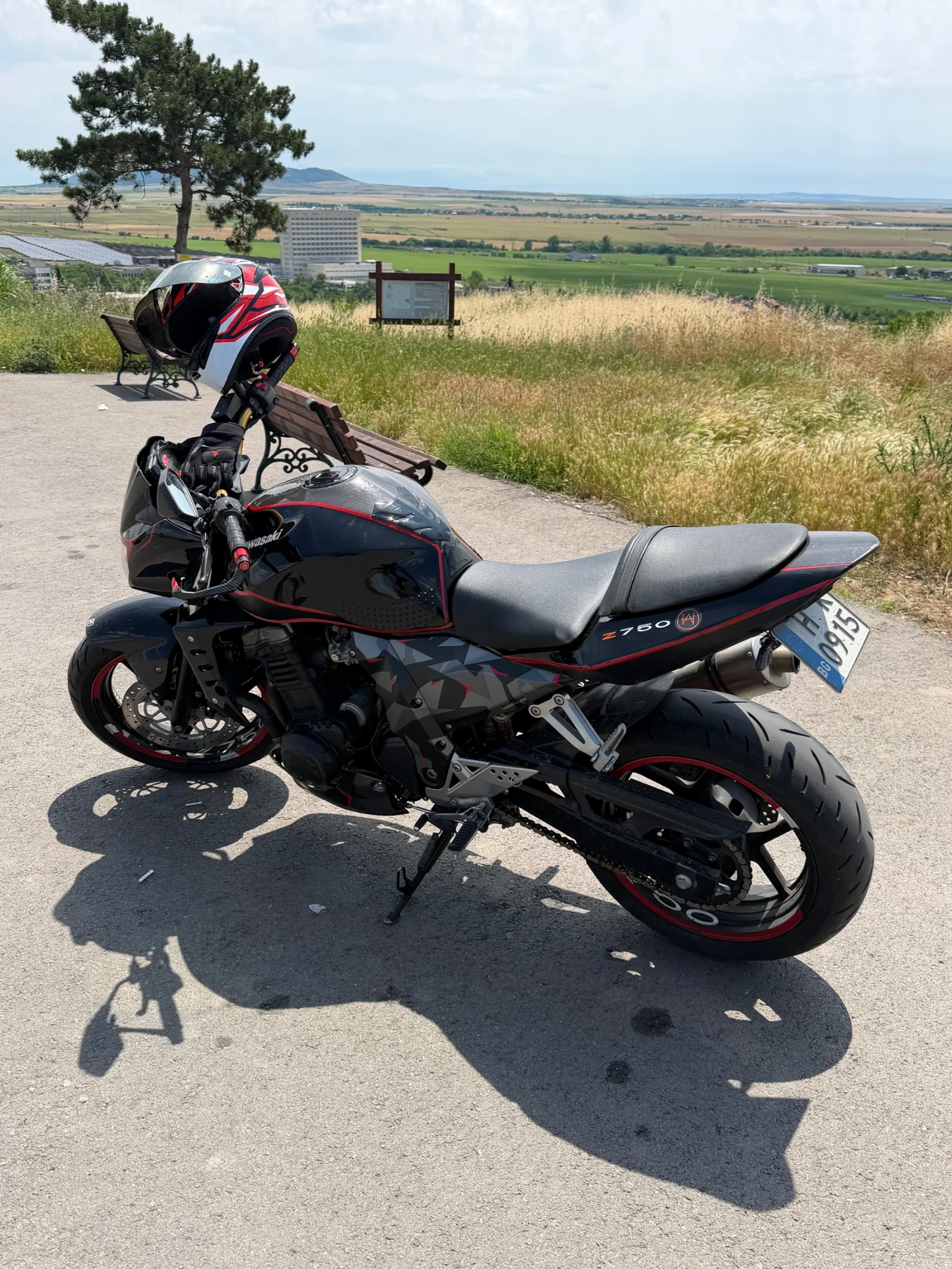 Kawasaki Z 750А2 категория, снимка 5 - Мотоциклети и мототехника - 54924976