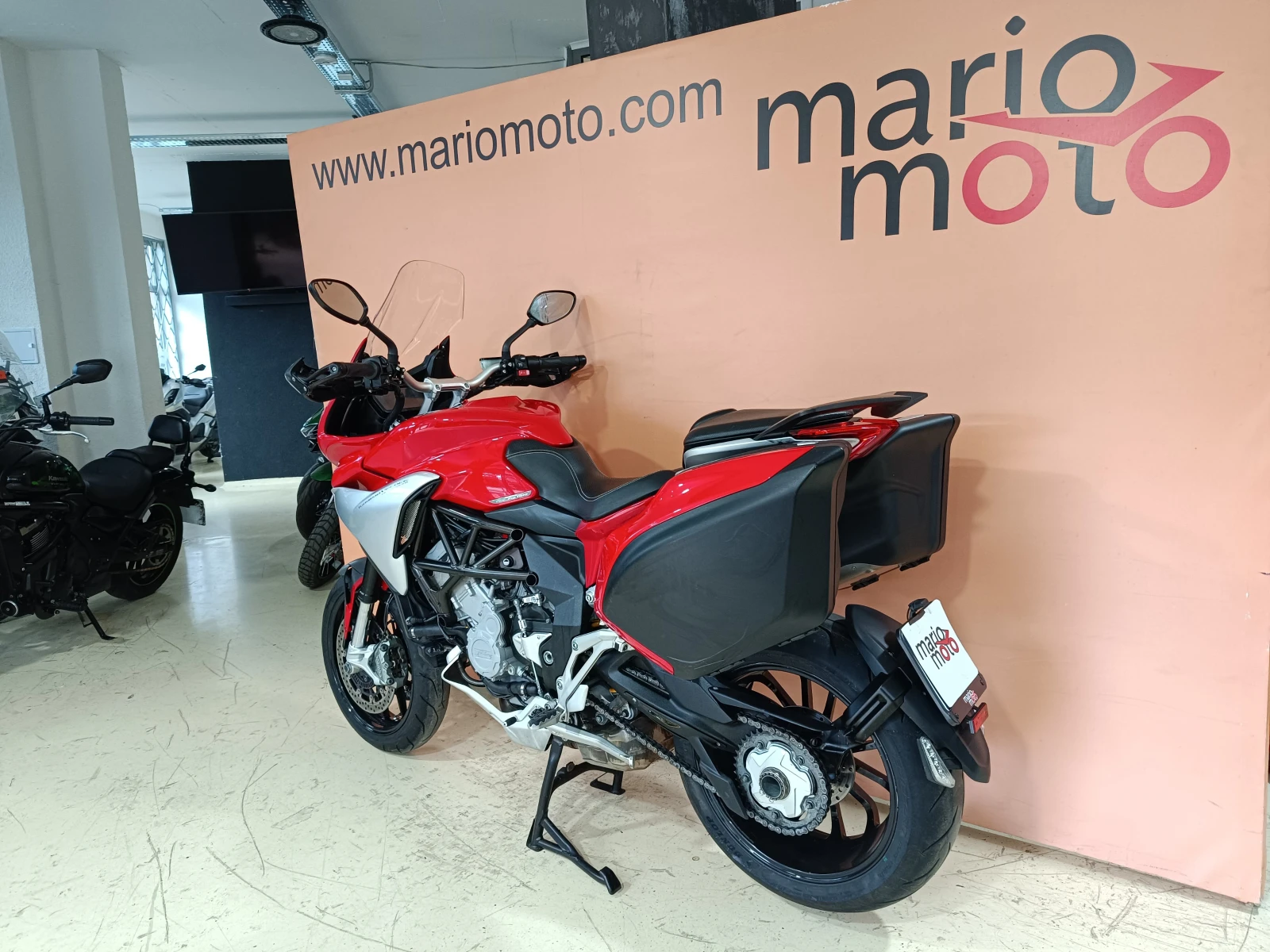 MV Agusta 800 TURISMO VELOCE LUSSO, снимка 11 - Мотоциклети и мототехника - 56209480