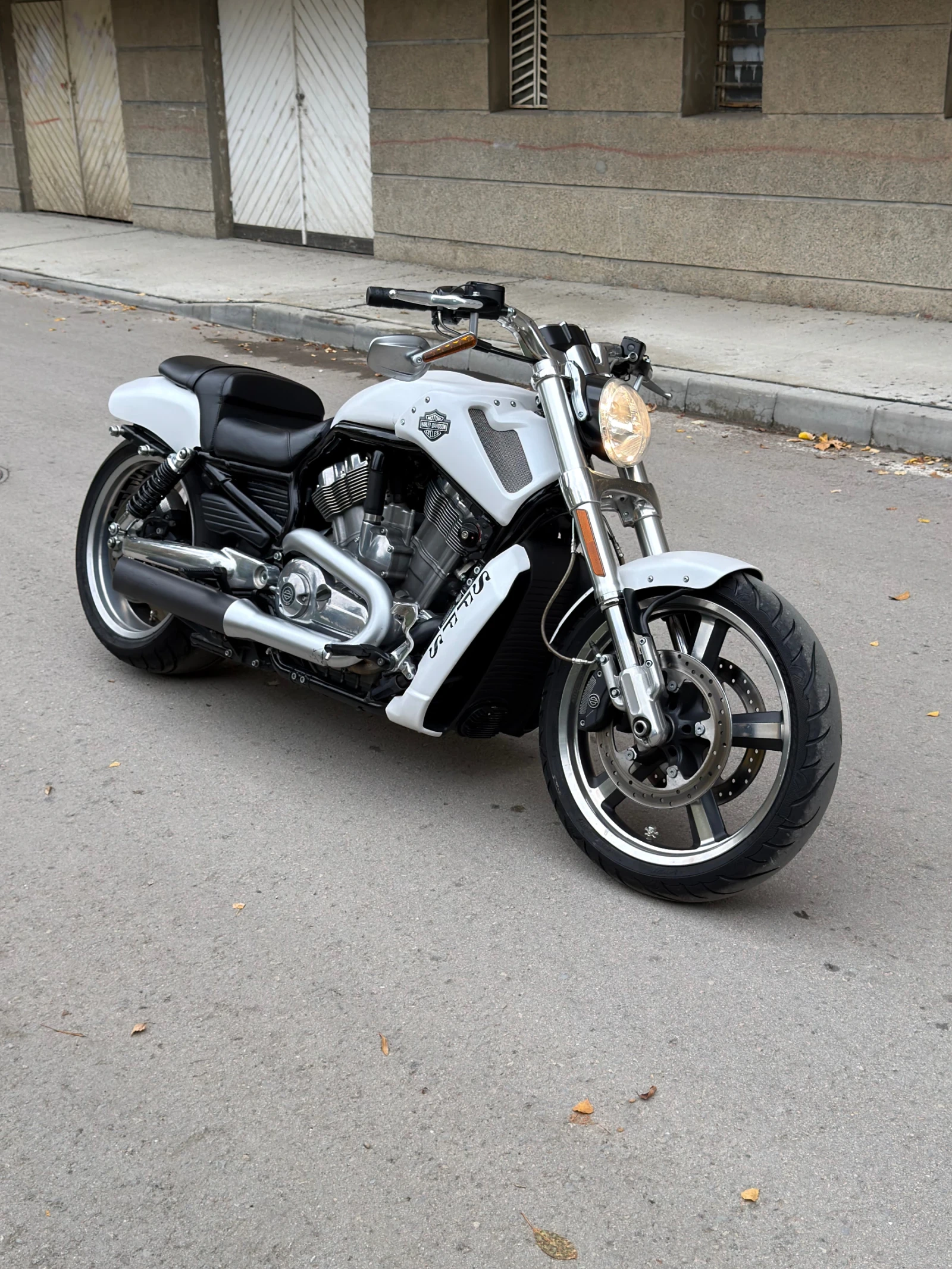 Harley-Davidson V-Rod Muscle swiss ���� 260 R ABS | Mobile.bg � ����������� 1
