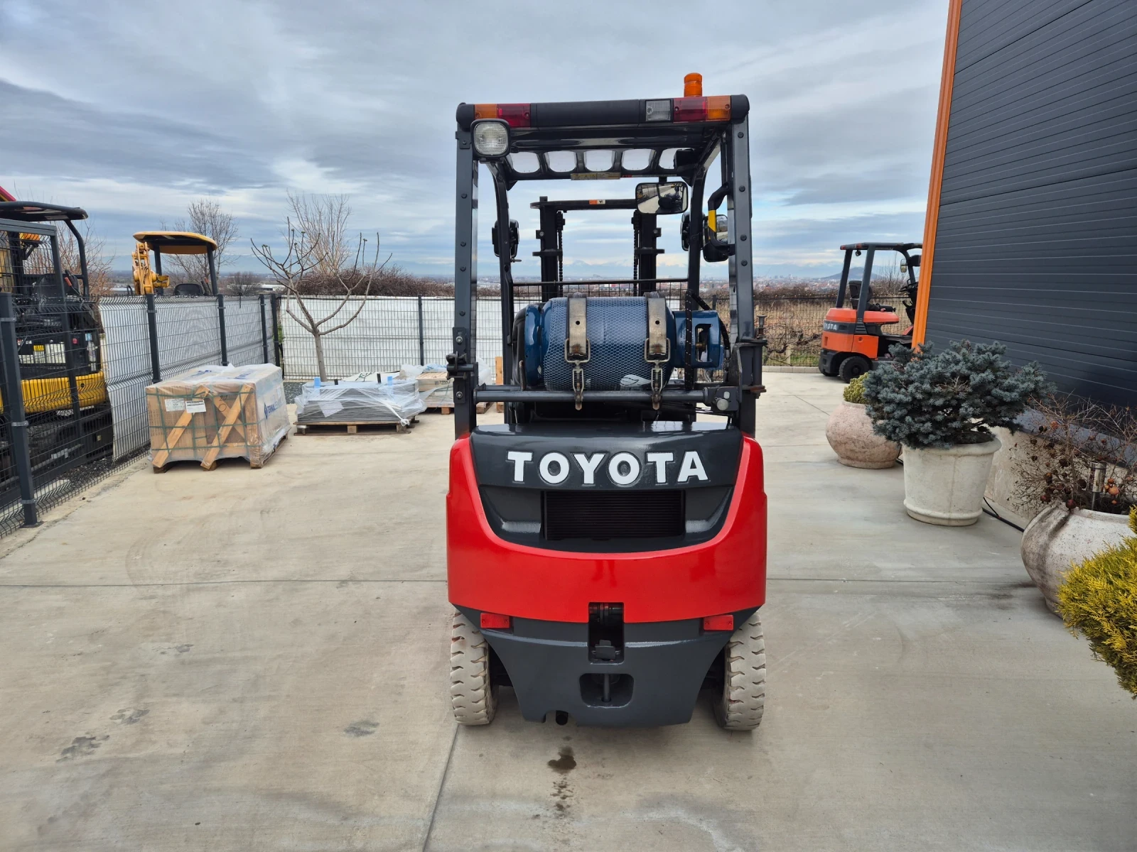 ������� Toyota 1.2 ���� / ������� / ��� ����� /��������� ! | Mobile.bg � ����������� 4