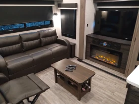 Каравана Други Jayco North Point 377RLBH, снимка 7