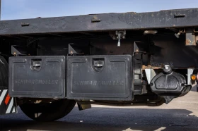 Полуремарке Schwarzmuller Schwarzmueller J Serrie, снимка 9