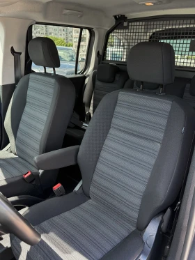 Opel Combo Life E 1.2 Turbo * 130p.s * Automatic * 58000km, снимка 15