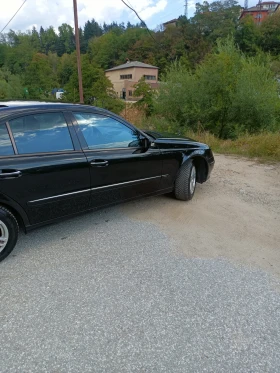 Mercedes-Benz E 220, снимка 5