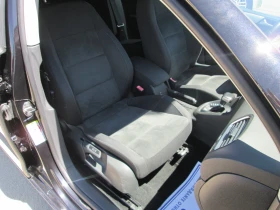 VW Golf 1.6TDI-DSG-HIGLINE Сервизна история!!! - 12399 лв. - 25404640 15