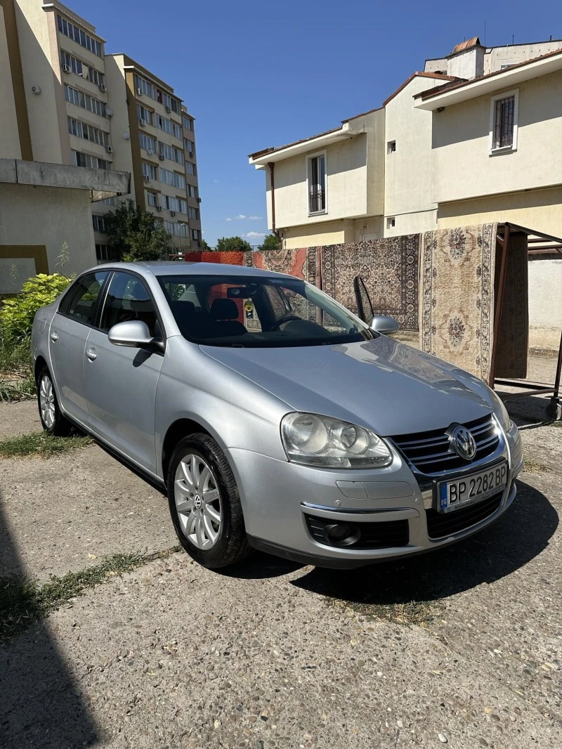 VW Jetta, снимка 5 - Автомобили и джипове - 47355170