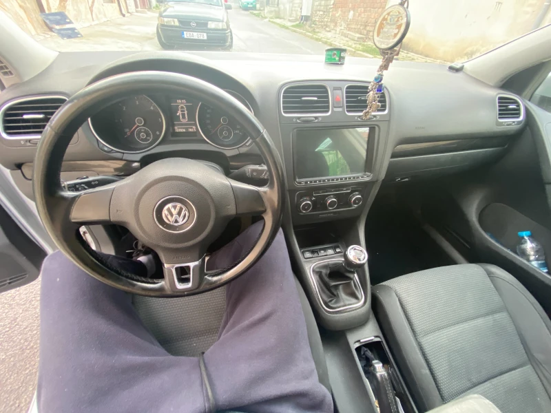 VW Golf, снимка 6 - Автомобили и джипове - 47657156