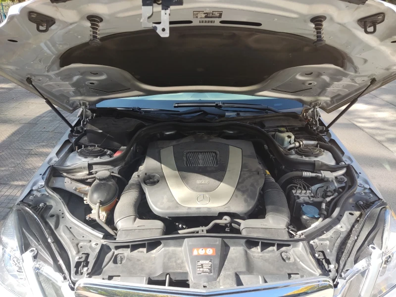 Mercedes-Benz E 350, снимка 17 - Автомобили и джипове - 51894805