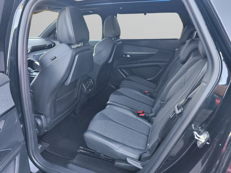Peugeot 5008 NEW GT LINE 1.5 BlueHDI 130 ЕАТ8 E6.2/, снимка 11 - Автомобили и джипове - 51524408