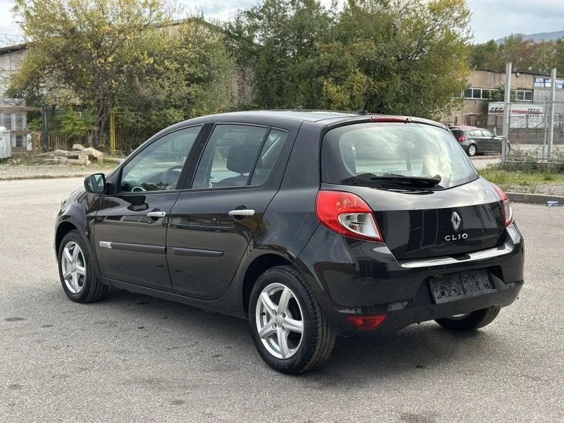 Renault Clio 1.2 i * KLIMATRONIK* , снимка 4 - Автомобили и джипове - 52174751