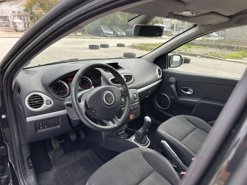 Renault Clio 1.2 i * KLIMATRONIK* , снимка 6 - Автомобили и джипове - 52174751
