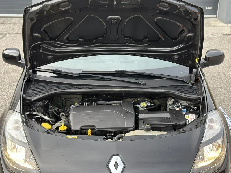 Renault Clio 1.2 i * KLIMATRONIK* , снимка 14 - Автомобили и джипове - 52174751